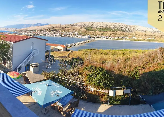 Apartments Toro Pag