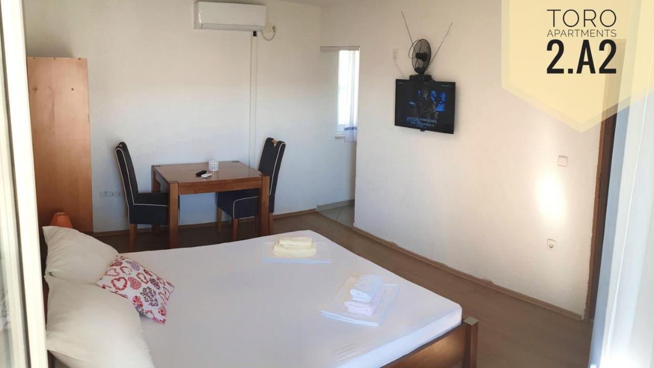 Apartment Toro Pag Town