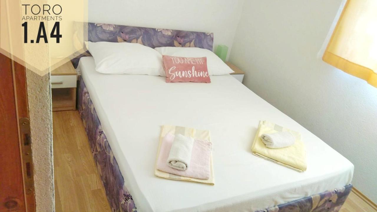 Apartment Toro Pag Town