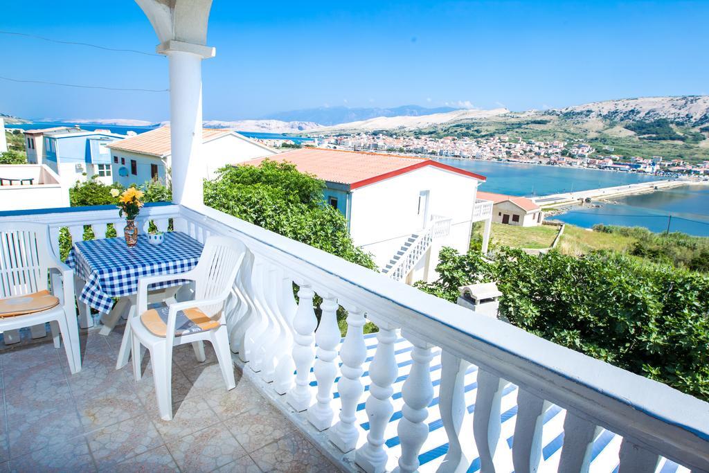 Apartment Toro Pag Town